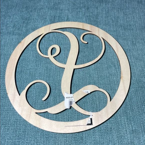 “L” Wooden Letter L, Wooden Monogram Wall Hanging, Wooden Letters, Cursive NWT - Picture 4 of 4